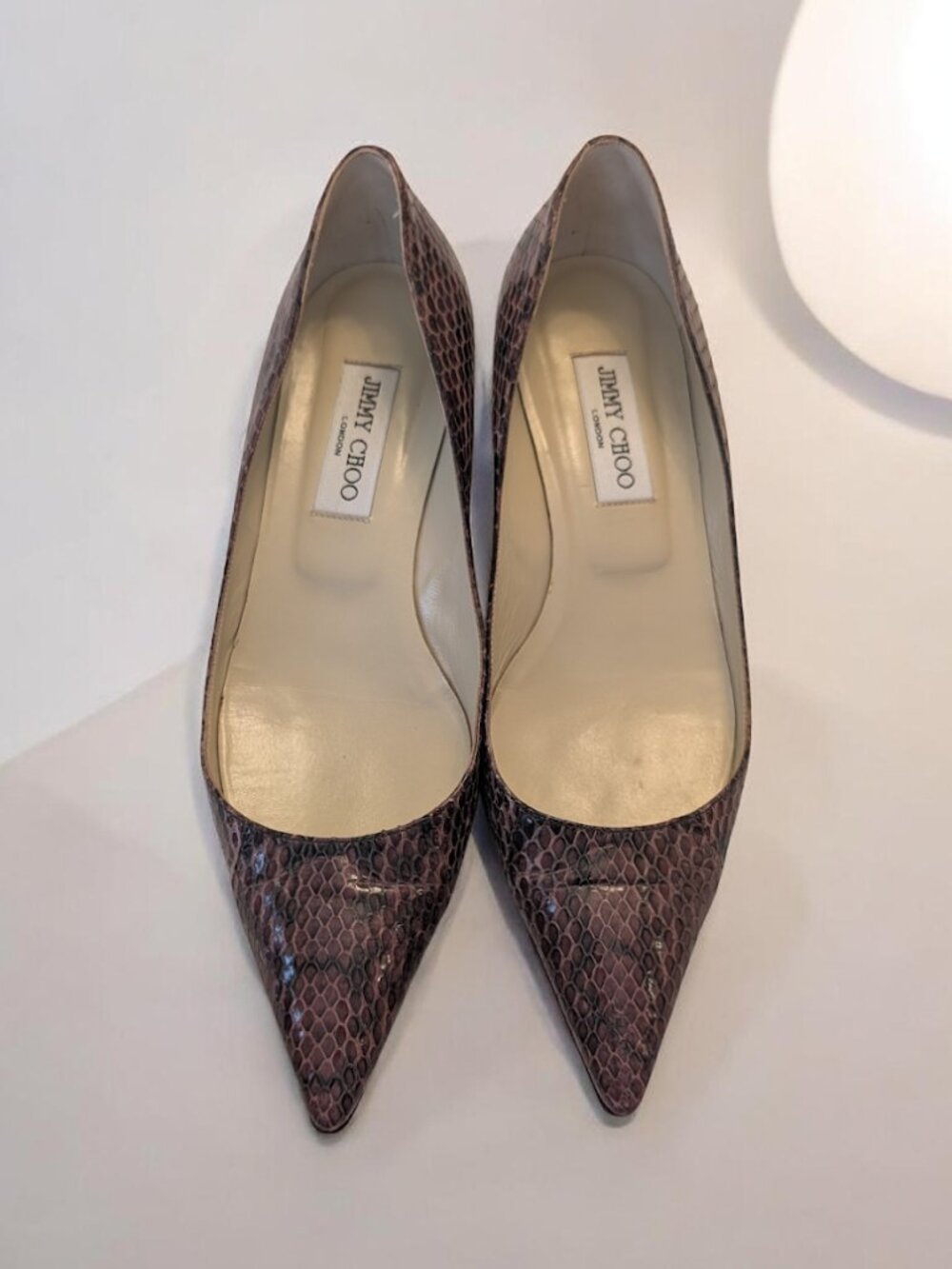 Jimmy Choo Amelia Snake Skin BROWN Kitten-Heel Pumps Sz 39.5/8.5 Heel 1"